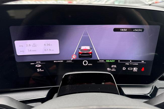 AUDI Q6 E-Tron Photo 15