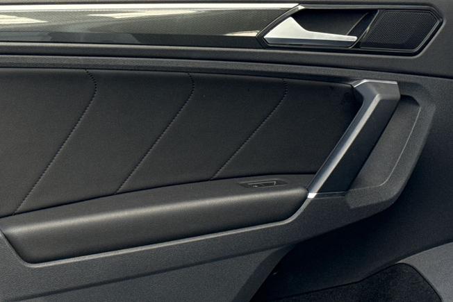 VOLKSWAGEN Tiguan Photo 46