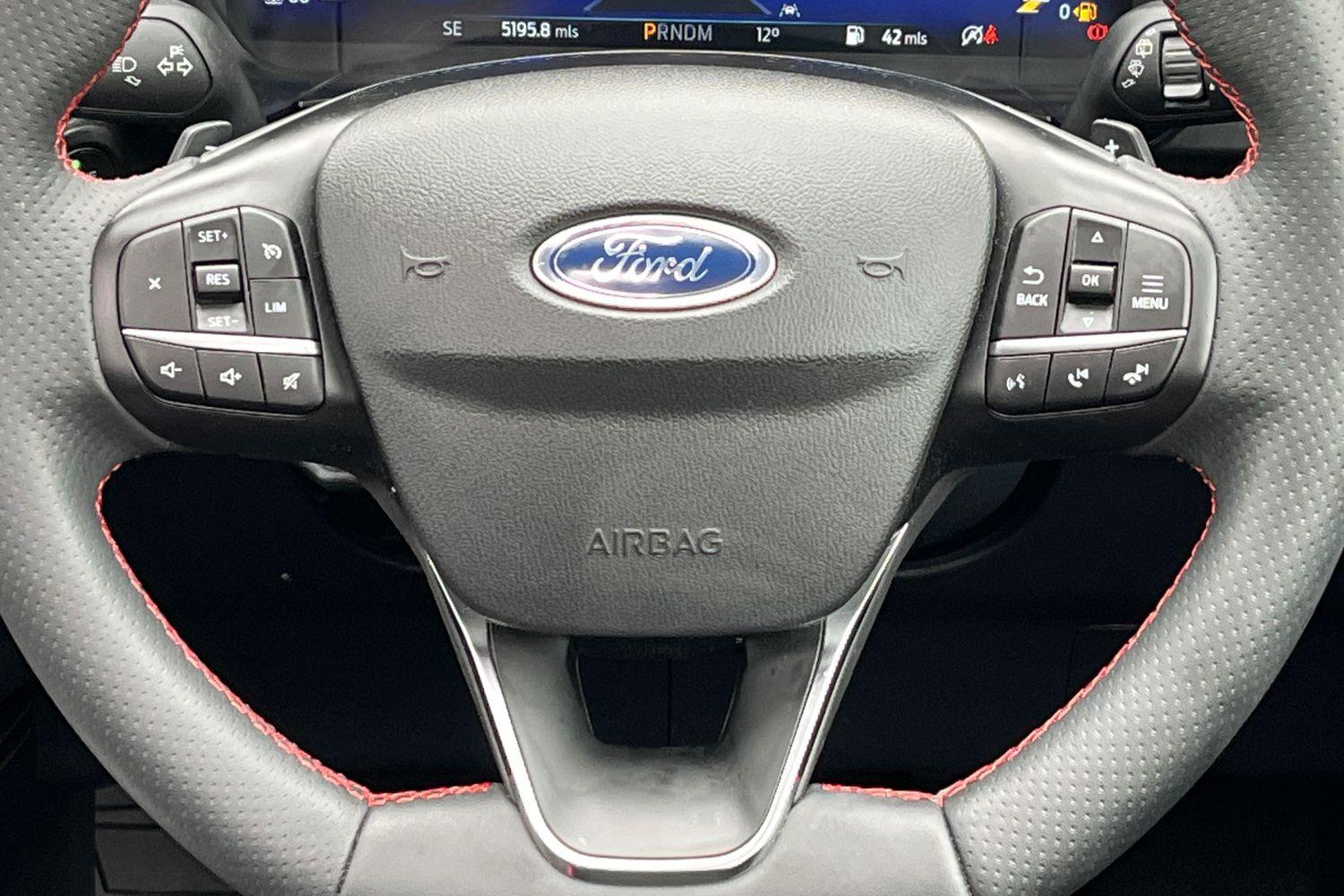 Ford KUGA Photo 11