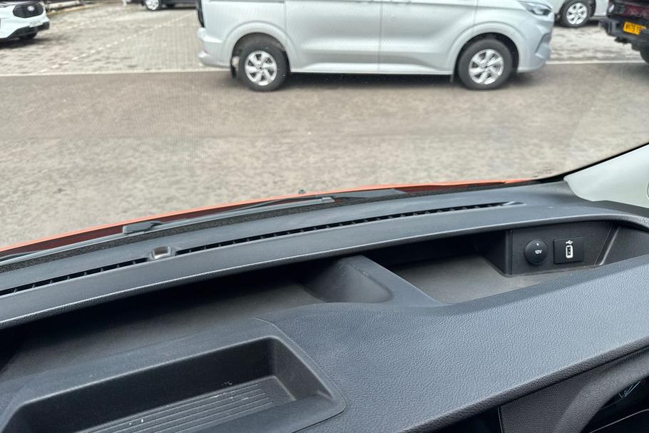 Used Ford TRANSIT CUSTOM CX22HFE 26