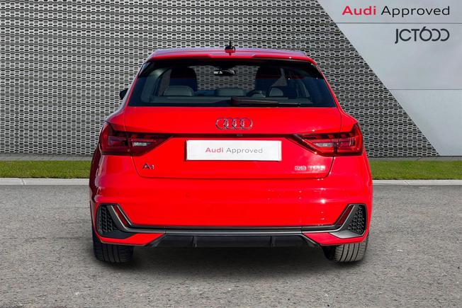 AUDI A1 Photo 7