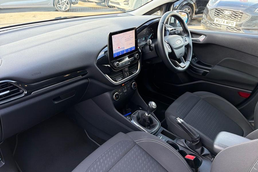 Ford FIESTA Photo autoimg-6dc01ba8f25f4e036206af3950f9942c2fc7acf4.jpg