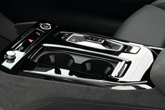 AUDI  A6 Sportback Photo 42