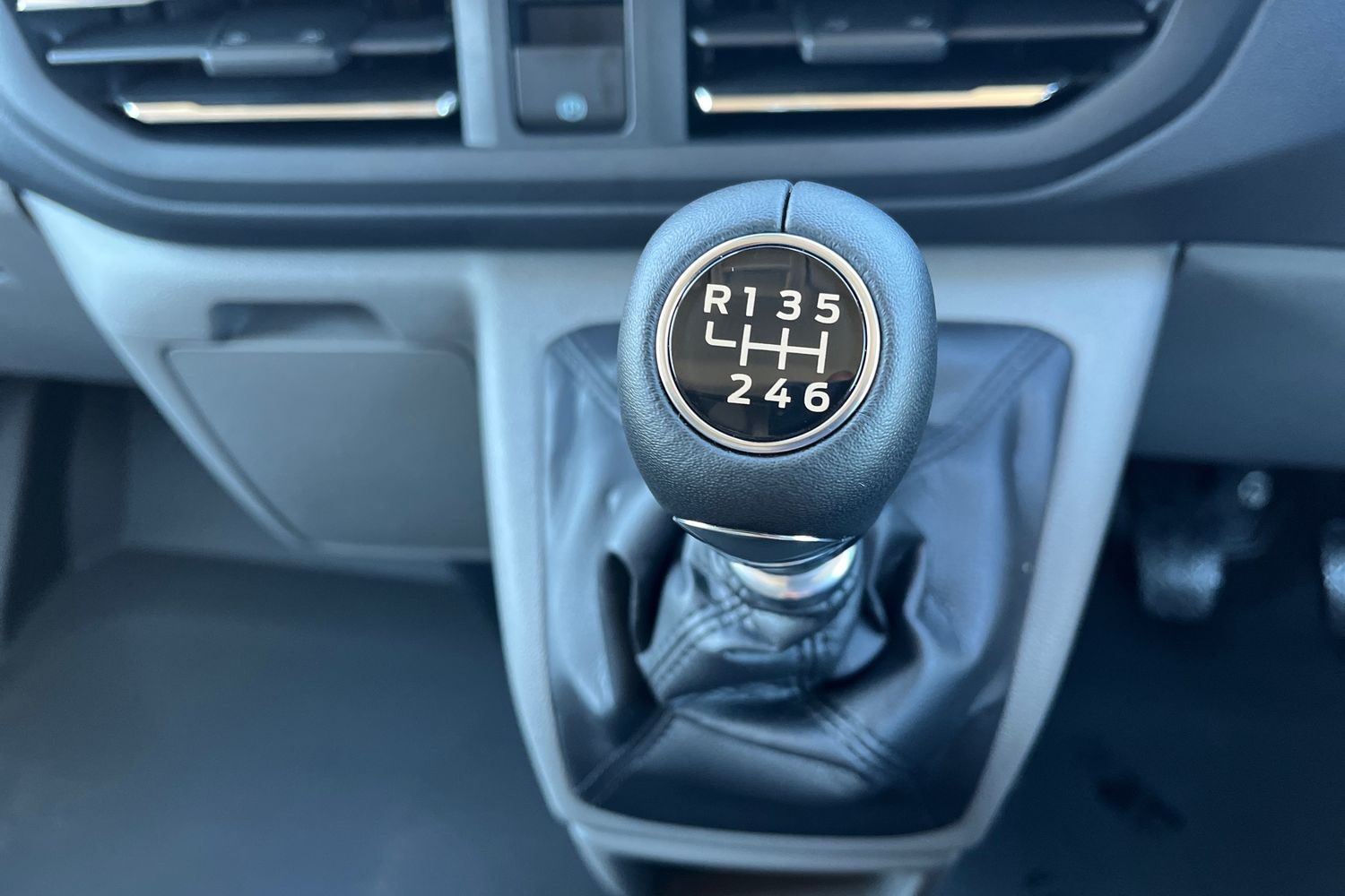 Ford TRANSIT CUSTOM Photo 17