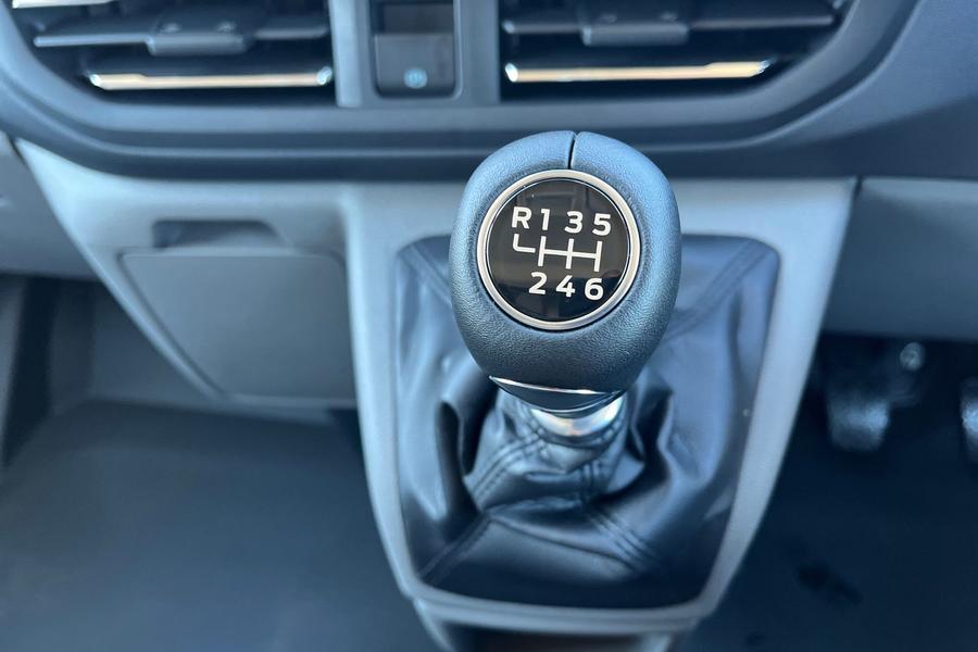 Ford TRANSIT CUSTOM Photo autoimg-6dc3c076523eca411d0df1a3a1ee25c6cbed4418.jpg