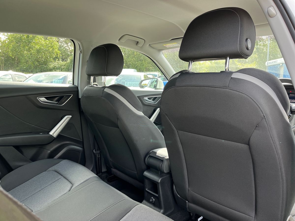 Audi Q2 Photo 32