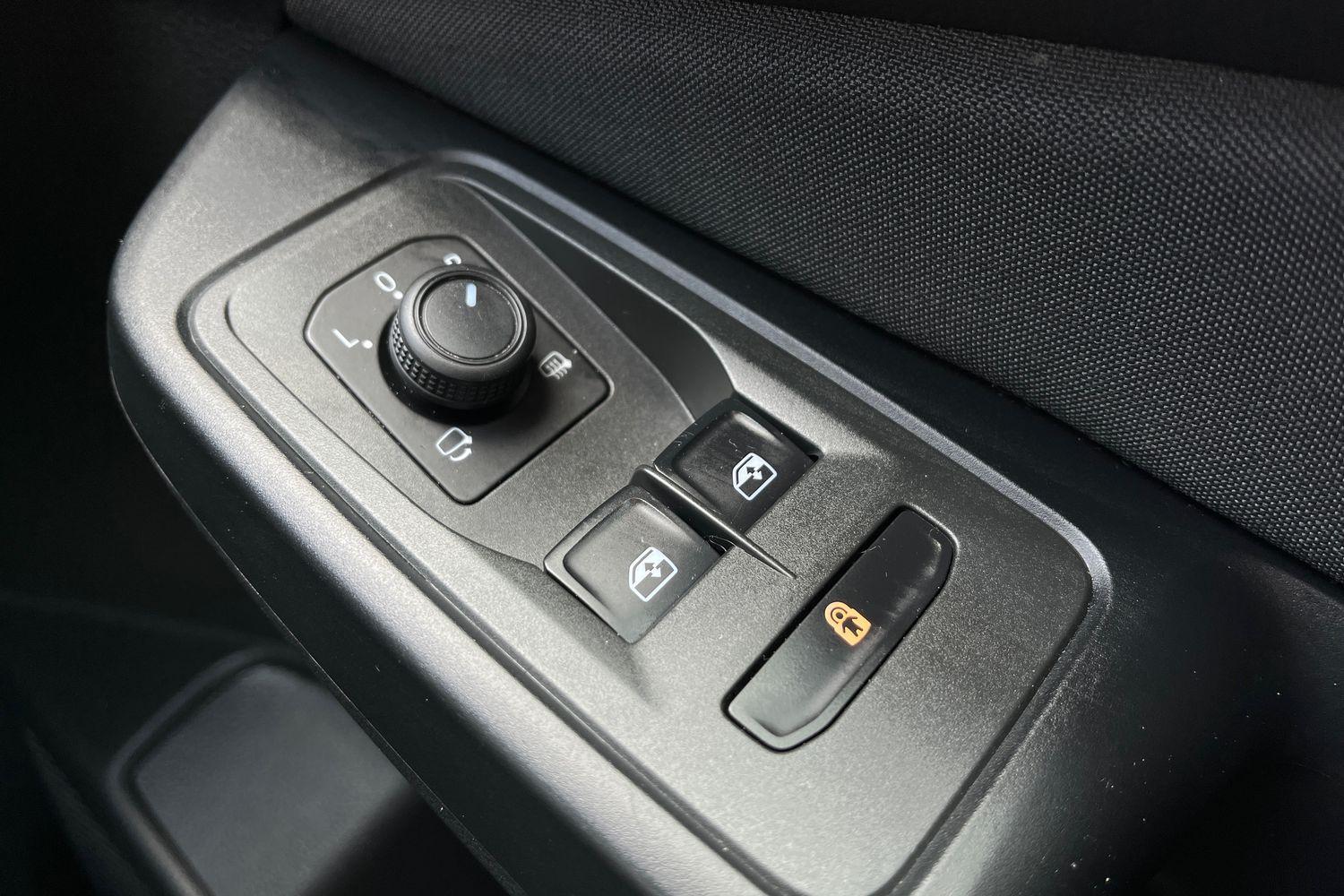 Ford Grand Tourneo Connect Photo 15