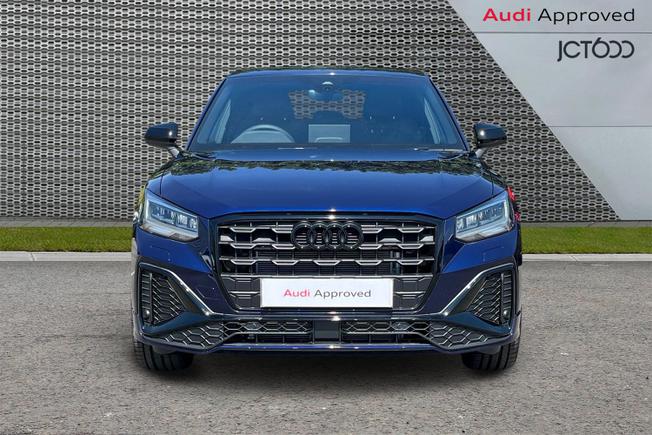 Audi Q2 Photo 8