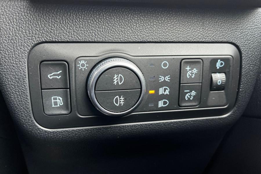 Ford KUGA Photo autoimg-6dcd8487d646c6608b7a5d263c3c883cb4350750.jpg