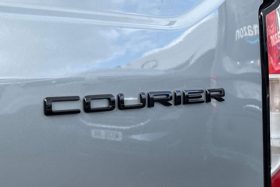 Used Ford TRANSIT COURIER LG25RYA 17