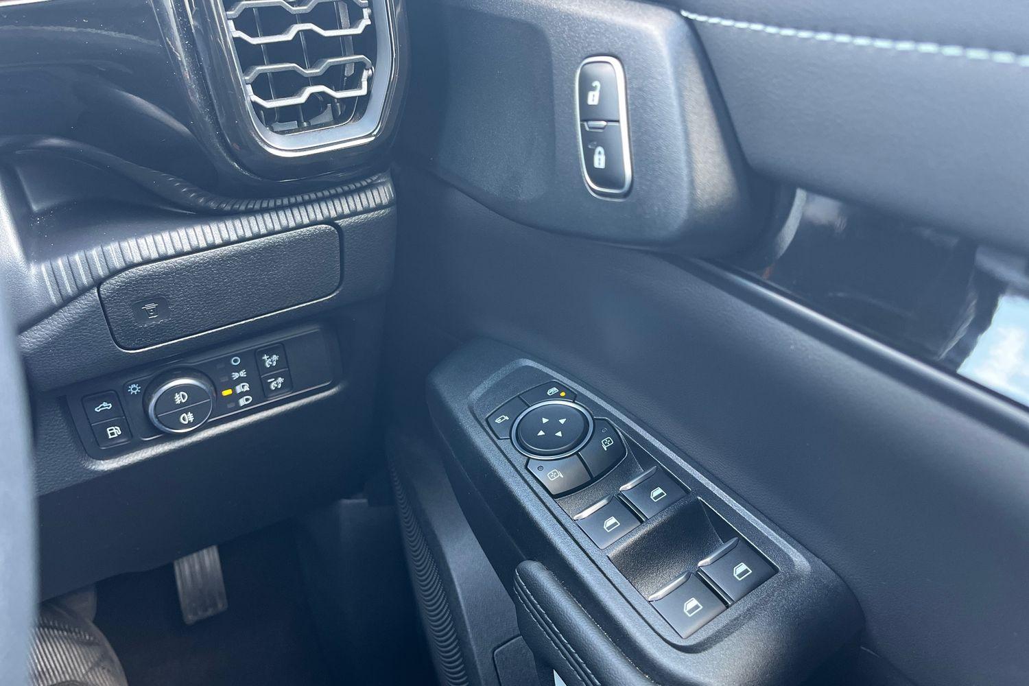 Ford RANGER Photo 21