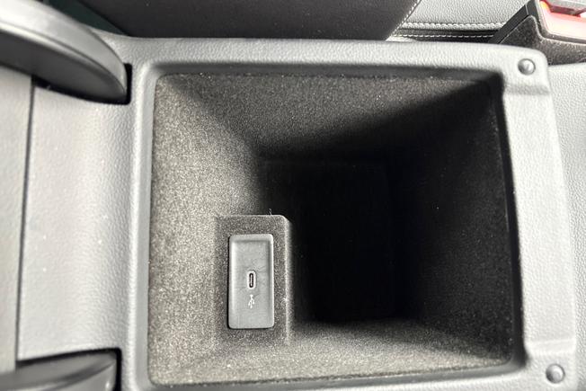 Volkswagen Passat Photo 31