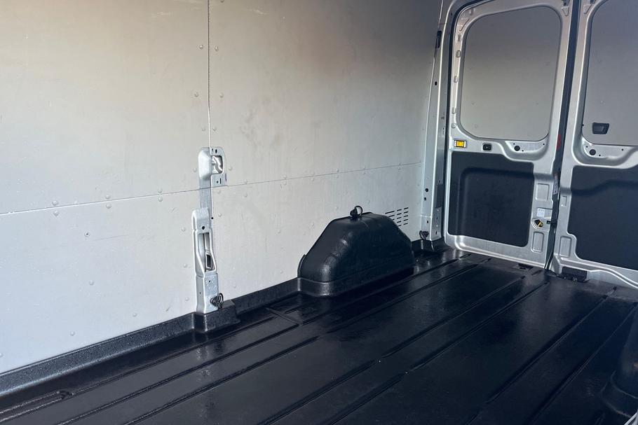 Used Ford TRANSIT HV74OME 4