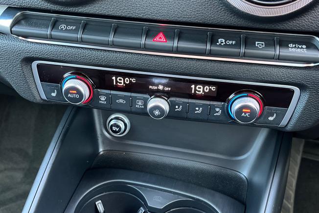 AUDI S3 Photo 36