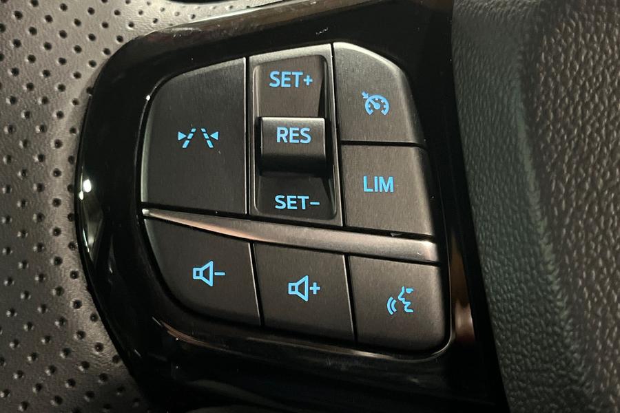 Ford Puma Photo autoimg-6dddfa868bf0f2cf58f3393eea9bddc364c8795a.jpg