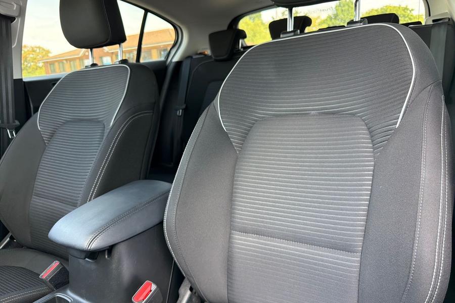 Ford Focus Photo autoimg-6deaedf296c7ae4dd161c39af381b5effe8f9ba2.jpg
