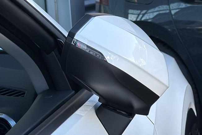 AUDI Q2 Photo 46