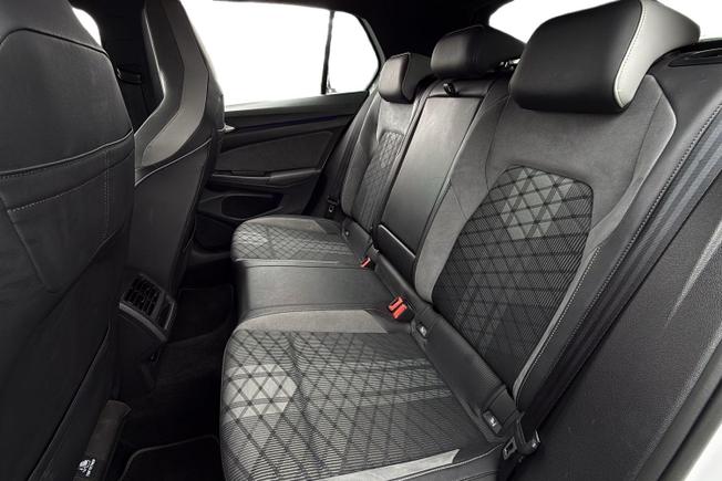 VOLKSWAGEN Golf Photo 9