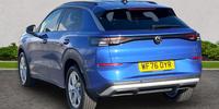 Volkswagen T-roc Photo 2