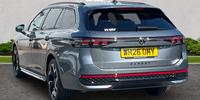 Volkswagen Passat Photo 2