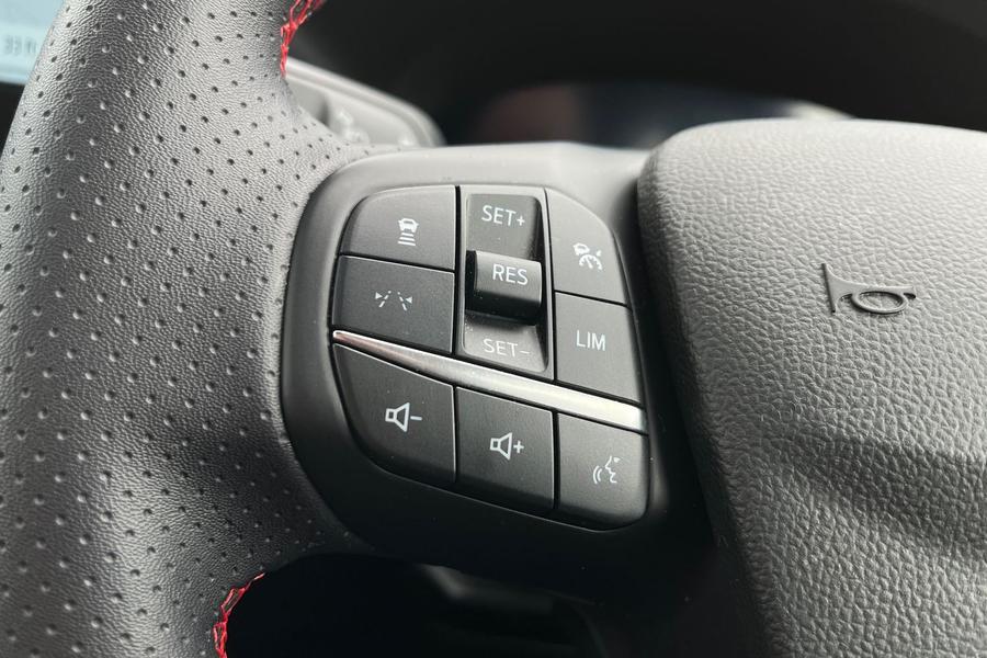 Ford Kuga Photo autoimg-6df105fafa8689b0e877230deebac65eed302dd5.jpg