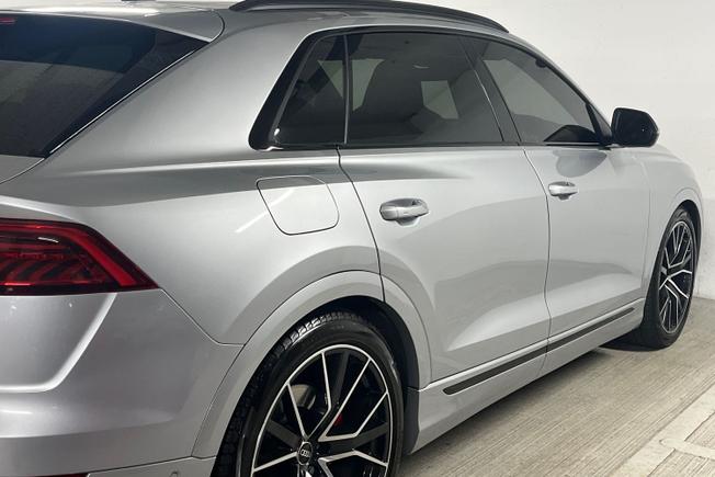 AUDI Sq8 Photo 37