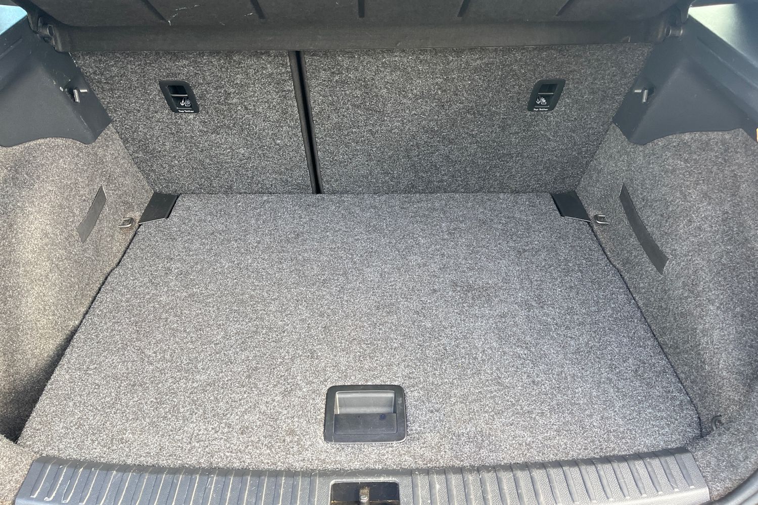 SEAT ARONA Photo 20