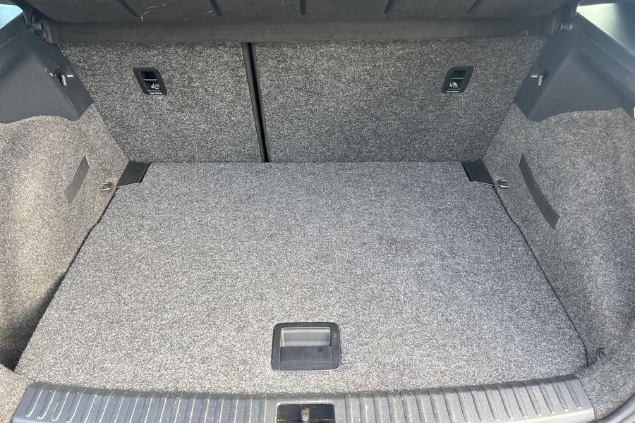 SEAT ARONA Photo autoimg-6df3560f907eb7d9fbb8c7b46a9bec6804ed90f8.jpg