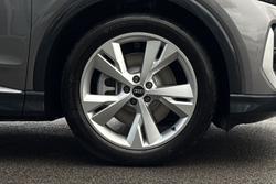 AUDI Q4 E-Tron Photo 5