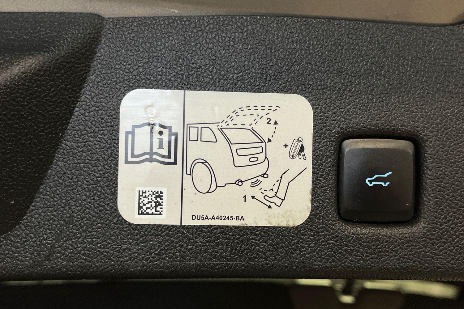Ford KUGA Photo 25