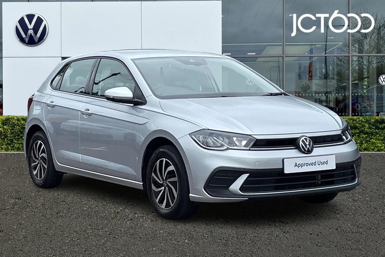 Used 2023 VOLKSWAGEN Polo 1.0 EVO Life Hatchback 5dr Petrol Manual Euro 6 (s/s) (80 ps) Silver at JCT600