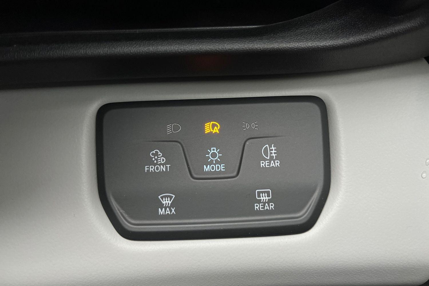 Ford Explorer Photo 36