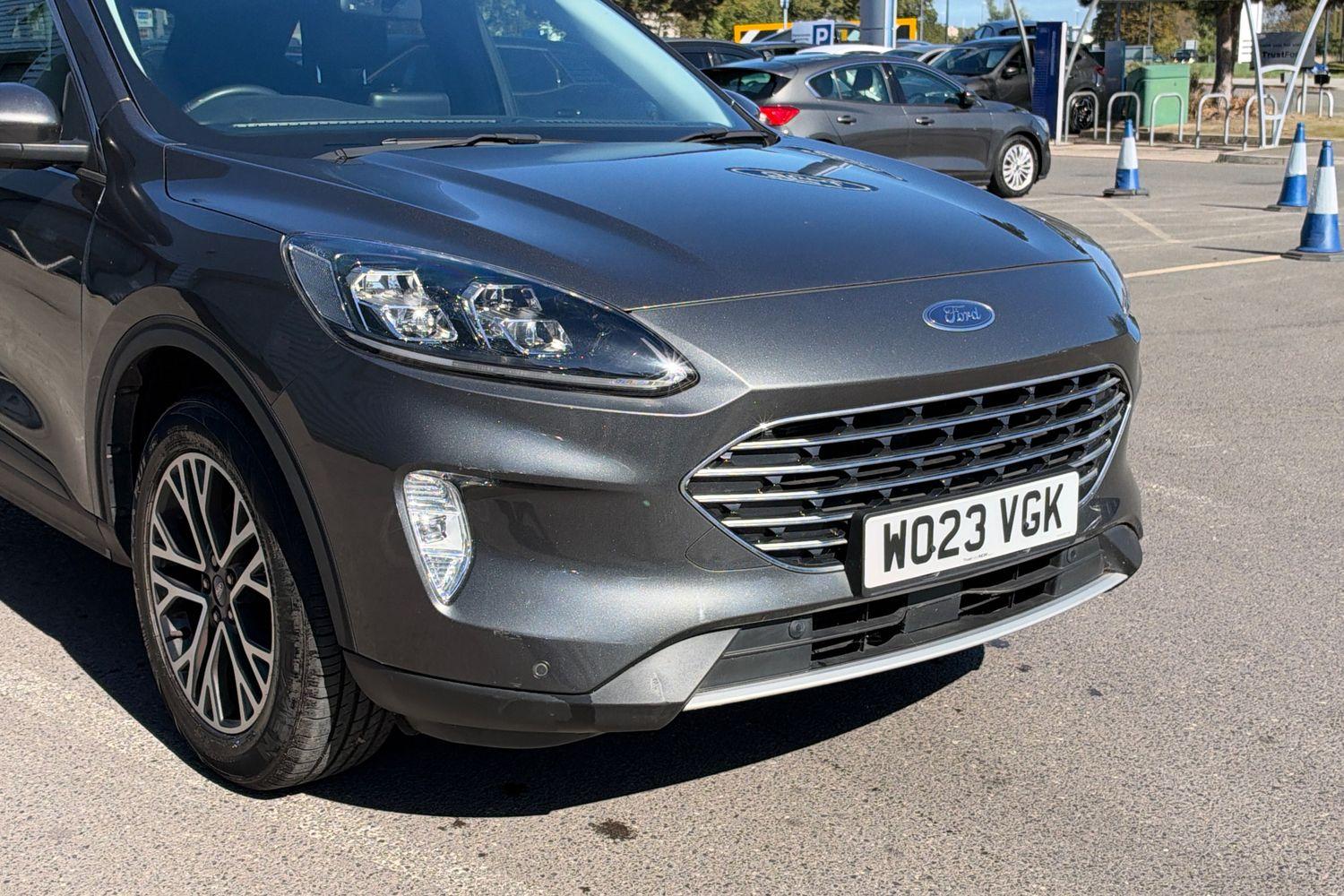 Ford KUGA Photo 25