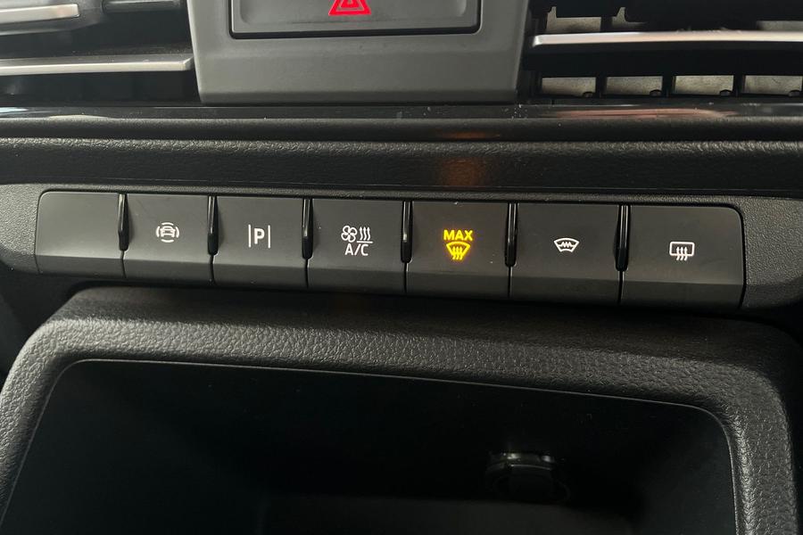 Ford Tourneo Connect Photo autoimg-6dfc0aa8fc5066a14f46e96948728ce3dce7d542.jpg