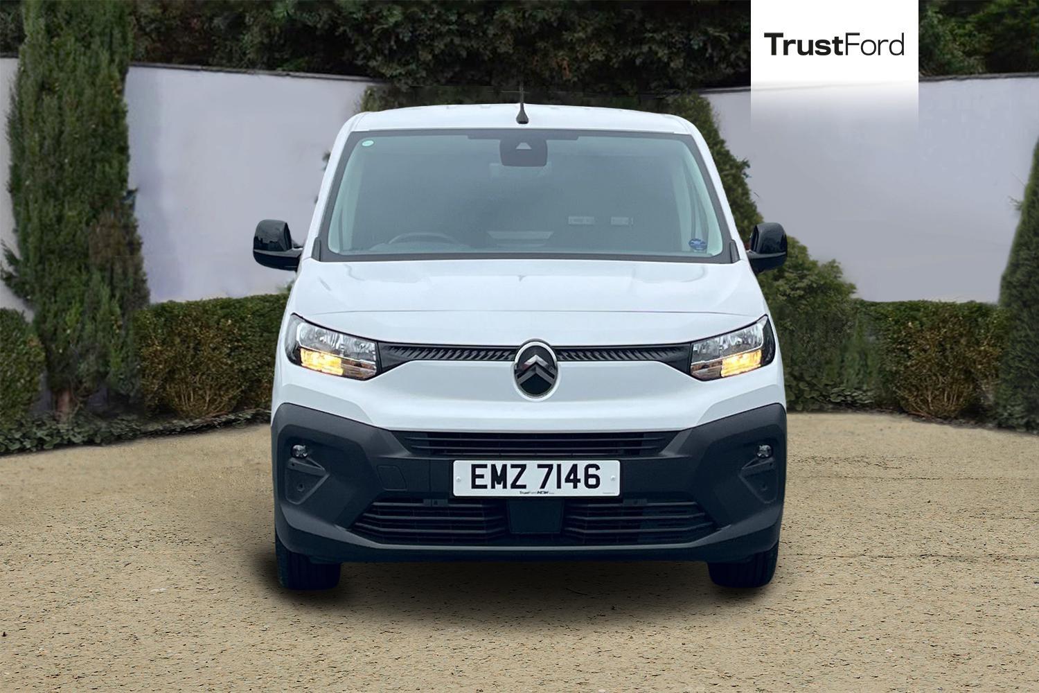 Citroen BERLINGO Photo 11