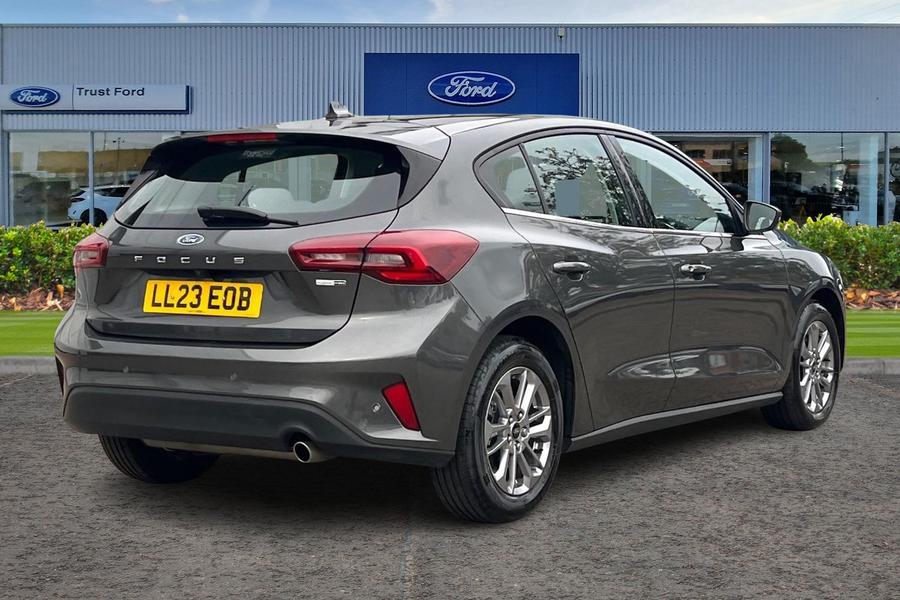 Ford FOCUS Photo autoimg-6e02a0abe728443e893229434401826ab1fbadc5.jpg