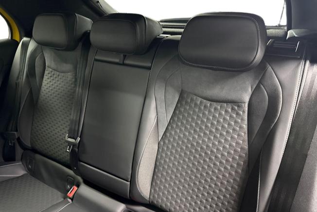 VOLKSWAGEN T-Roc Photo 9