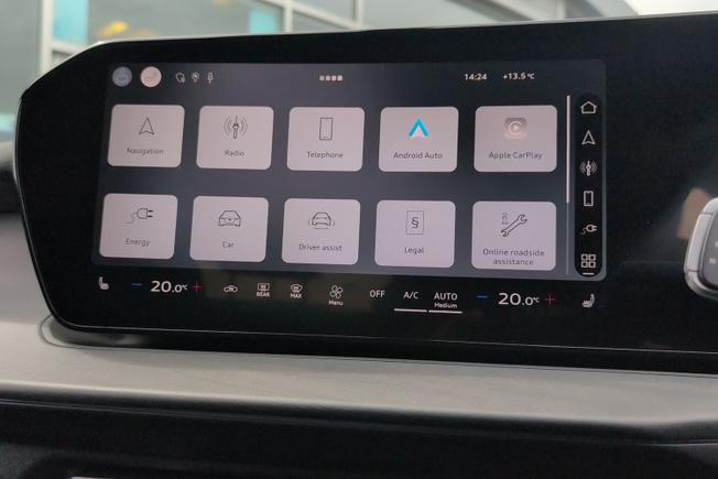 AUDI Q3 Photo 35