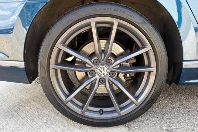 VOLKSWAGEN Passat Photo 5