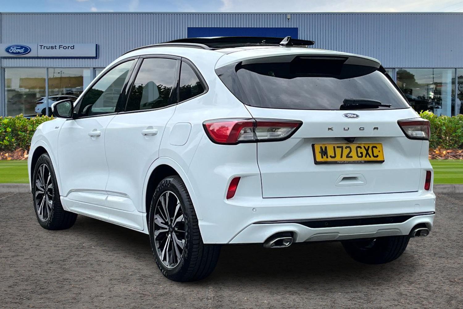 Ford KUGA Photo 1
