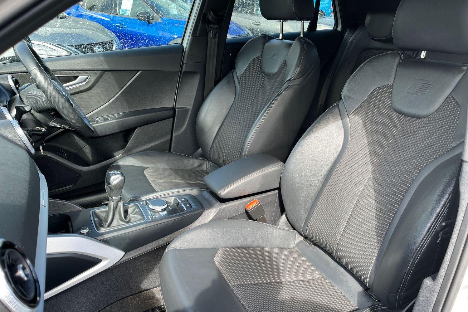 Audi Q2 Photo 18