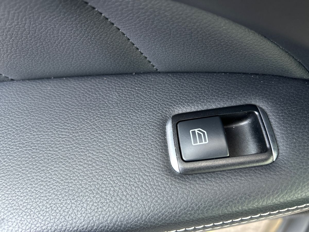Mercedes-Benz CLS Photo 42