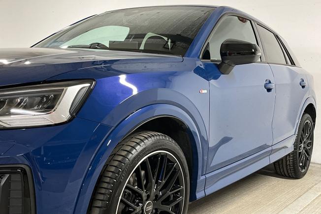 AUDI Q2 Photo 30