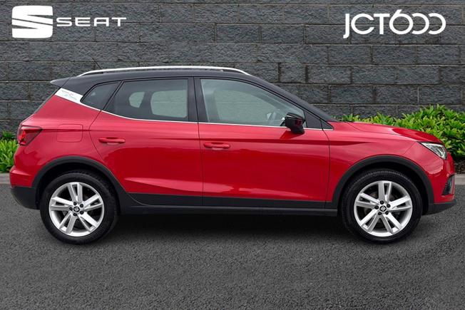 SEAT Arona Photo 4