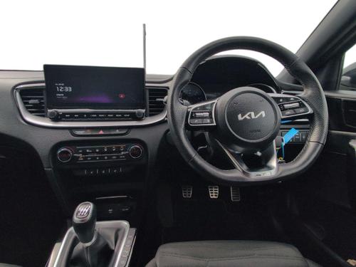 Kia XCEED Photo autoimg-6e0fb18ca669f1673e180a098d96ab7eaf438a22.jpg