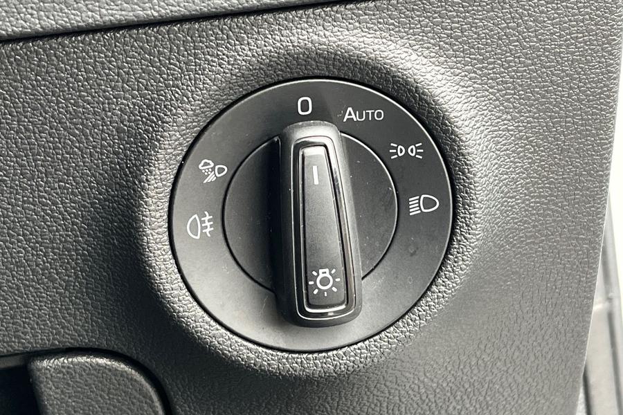 Skoda KAROQ Photo autoimg-6e1295a51d6198e2ab75090990b175fb689b6b52.jpg