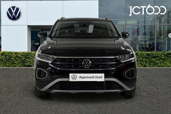VOLKSWAGEN T-Roc Photo 8