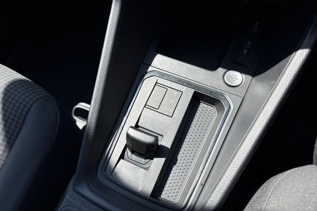 VOLKSWAGEN Caddy Photo 32