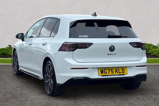 Volkswagen Golf Photo autoimg-6e2181c8a67e06ad78b2411c3aa8a66e6c5ea615.jpg