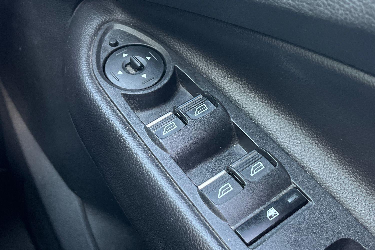 Ford Kuga Photo 15
